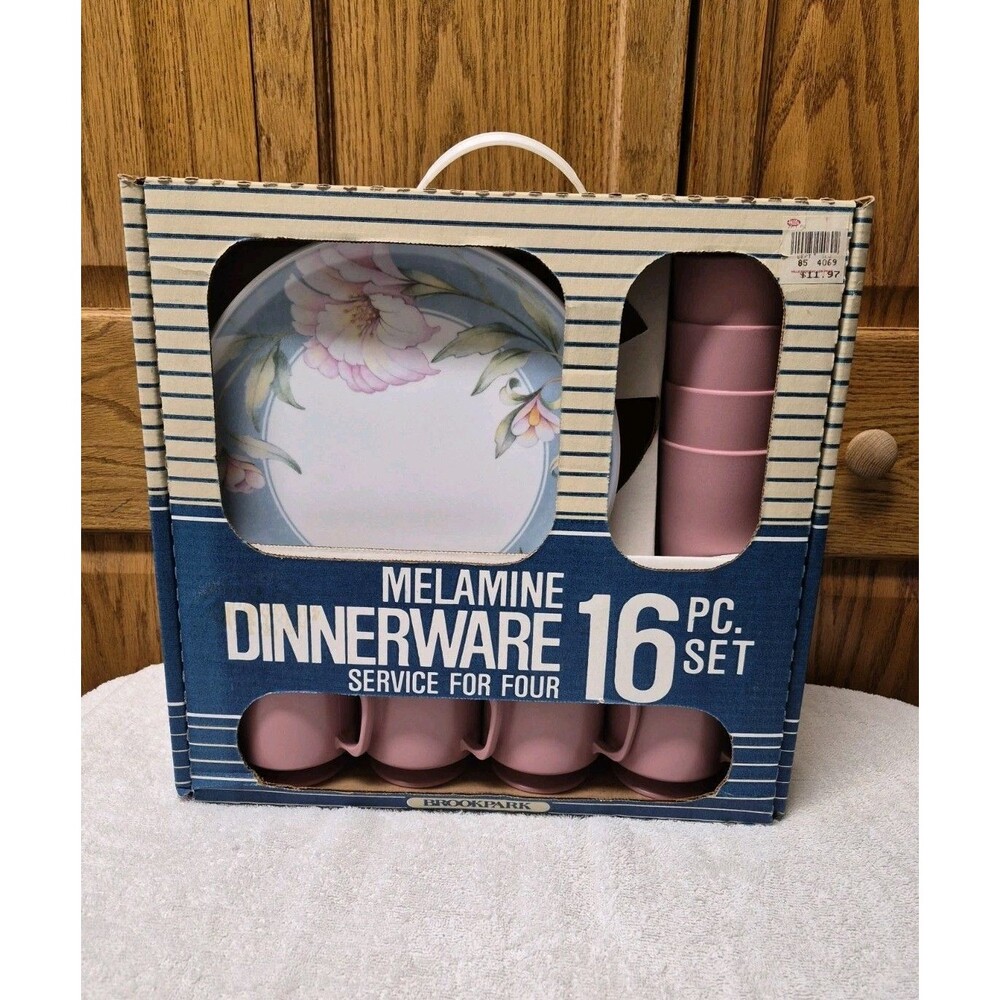 BROOKPARK  Vintage Melamine Dinnerware Set Toleware Style 16 Pc~NOS Cottage Core
